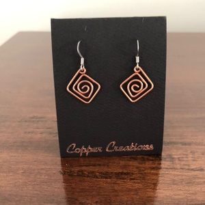 BRAND NEW Copper Dangle Earringd